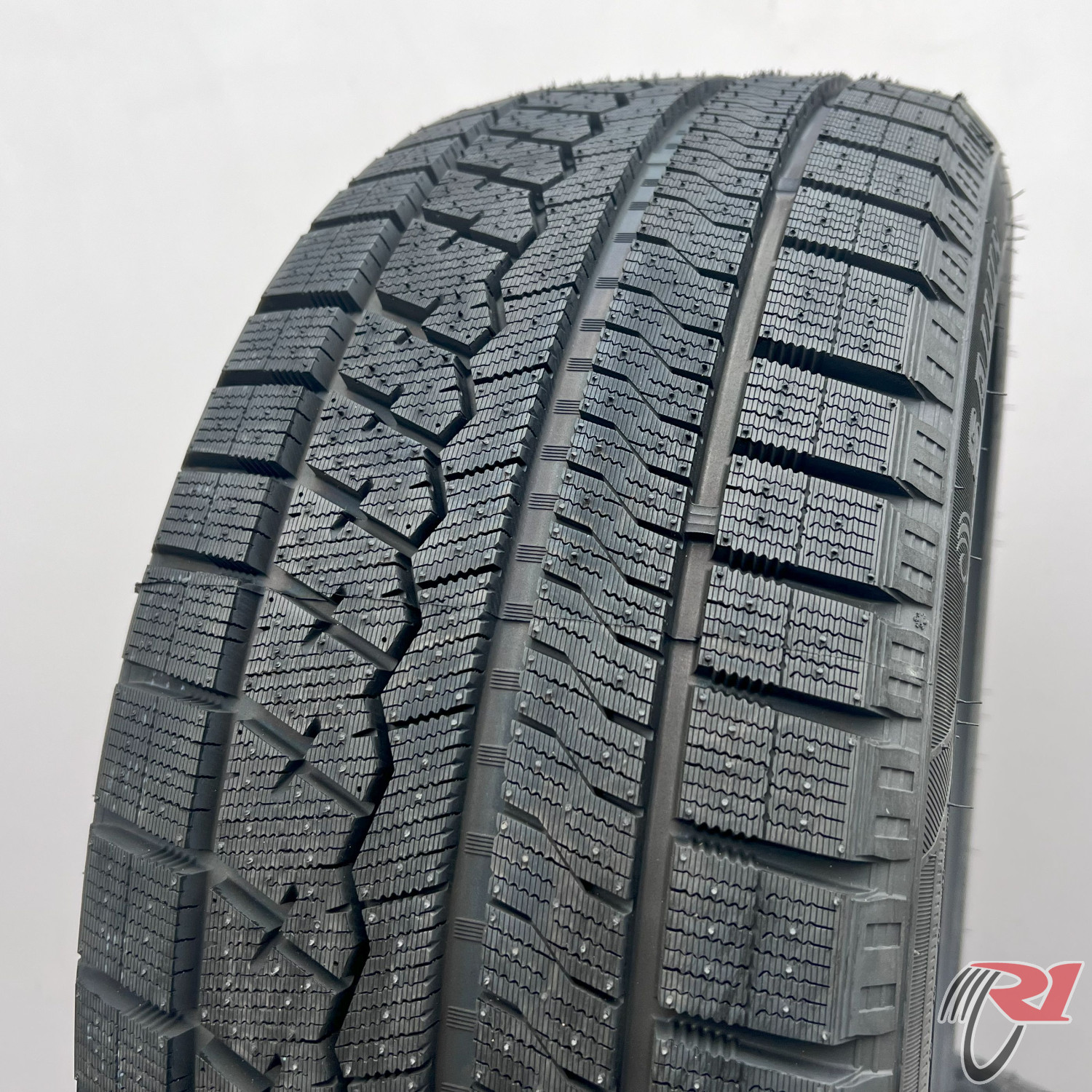 DYNAMO NORDIC 185/65 R15